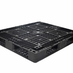 Pallet Plástico 100x120x12 Travado Rackável seminovo em armazém alto · drive-in com retrátil · ganho de 1 nível adicional em coluna de rack 6 metros